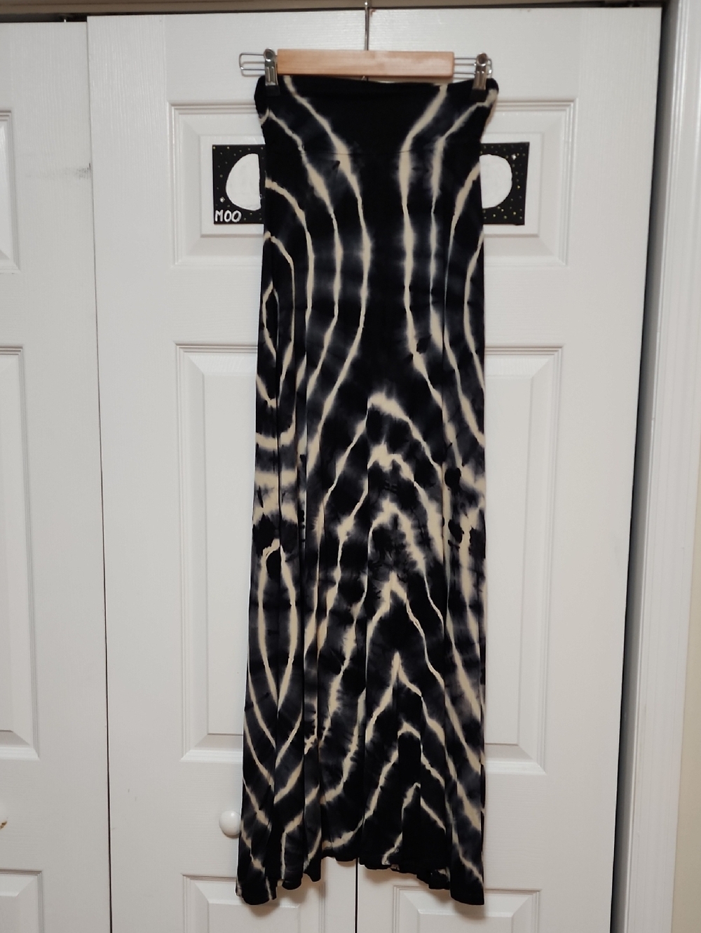 Mono B Black & Cream Tie-Dye Maxi Skirt